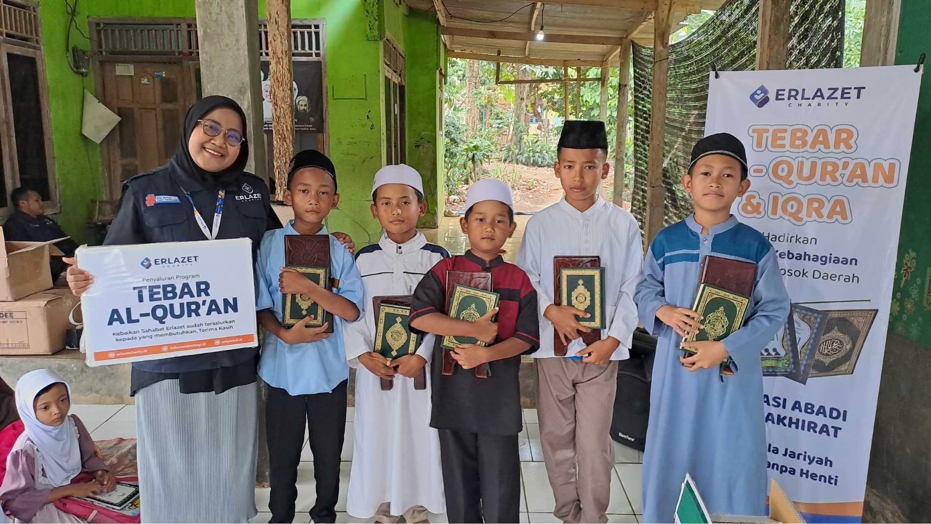 Penyaluran Paket Al Quran TPA Miftahussa'adah 2